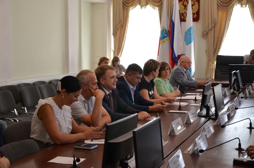 В Саратове состоялось очередное заседание 
городской Общественной палаты