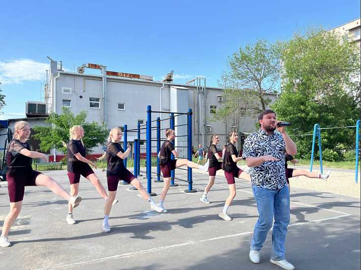 В Заводском районе прошли мероприятия 
посвященные Дню соседей