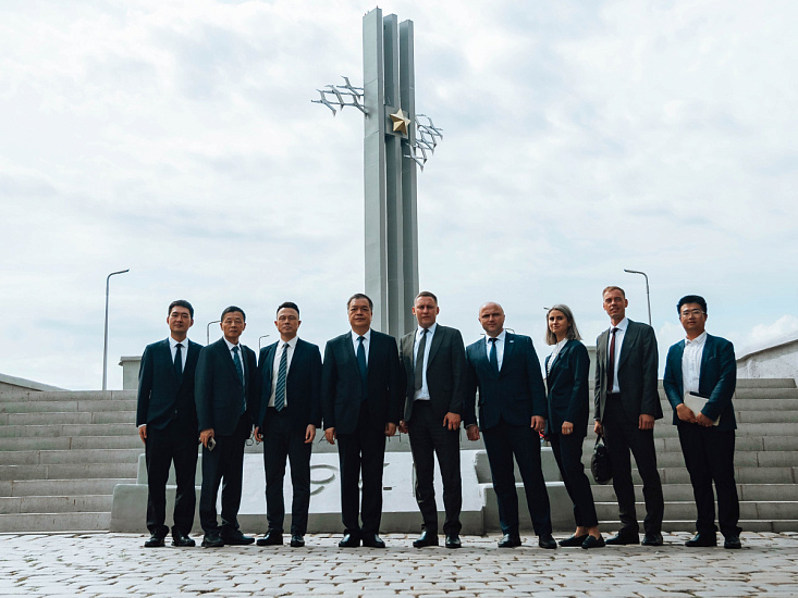 Члены делегации из Уханя оценили красоты города во время официального визита в Саратов