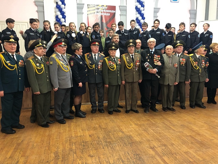 В Кировском районе состоялось торжественное 
мероприятие «И доблесть народа, и гордость солдат»