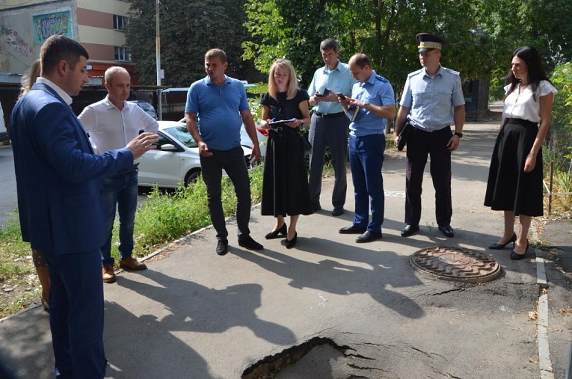 В Саратове состоялось обследование мест 
проведения земляных работ