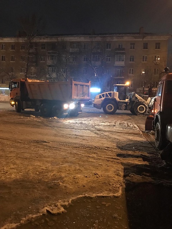 Не прекращаются комплексные работы по 
благоустройству Ленинского района