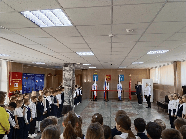 Продолжаются патриотические мероприятия в общеобразовательных учреждениях