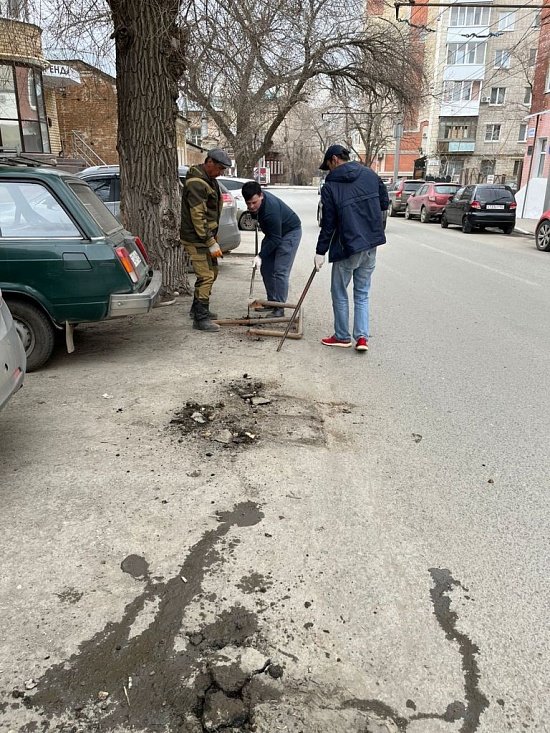 В Волжском районе продолжается снос незаконных 
ограждений