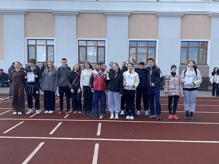 В Октябрьском районе прошел легкоатлетический кросс для учеников общеобразовательных учреждений