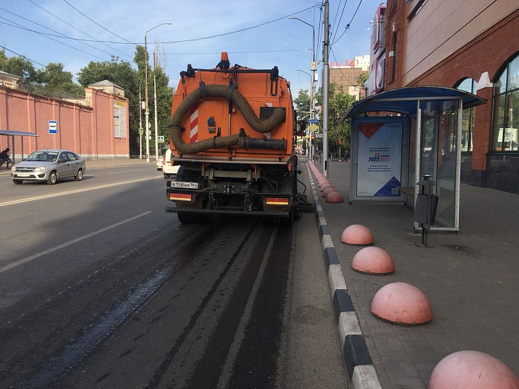 В Кировском районе продолжаются комплексные 
работы по благоустройству