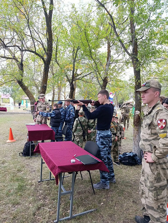 Школьники Гагаринского района на турнире по пауэртлону