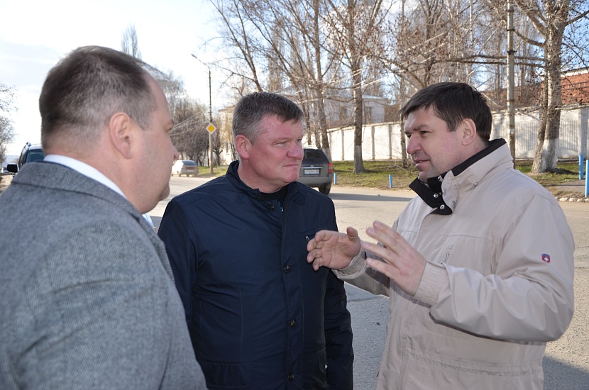 Глава Саратова поручил ускорить работу 
по ликвидации стихийных свалок
