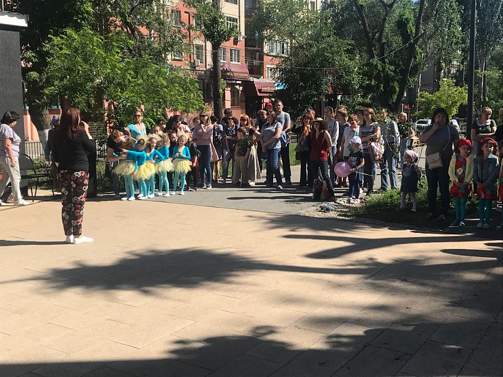 Городские выходные: На бульваре Рахова 
начался праздник