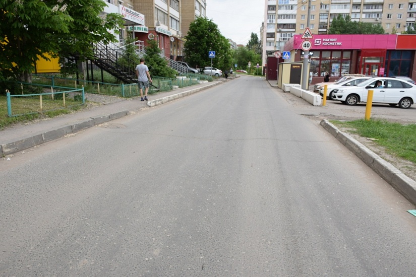 Дневник благоустройства. На ул. Федоровская 
приступили к демонтажу бордюра