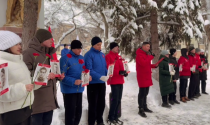 Молодежь Саратова почтила память героев-молодогвардейцев Молодежь Саратова почтила память героев-молодогвардейцев