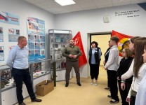 Музею специальной военной операции школы № 77 переданы боевые трофеи Музею специальной военной операции школы № 77 переданы боевые трофеи